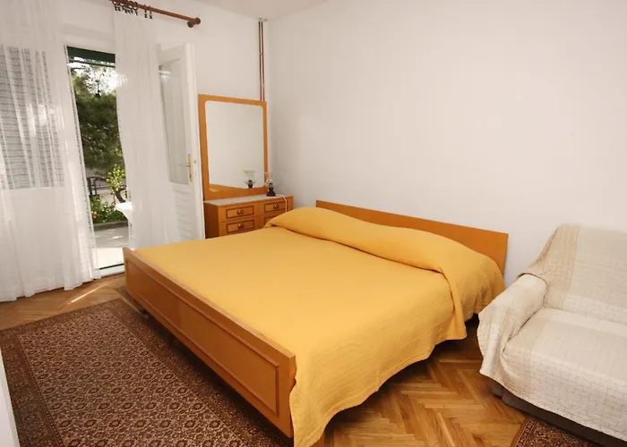 Апартаменти With A Parking Space - 6087 *