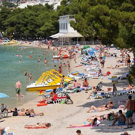 With A Parking Space - 6087 *